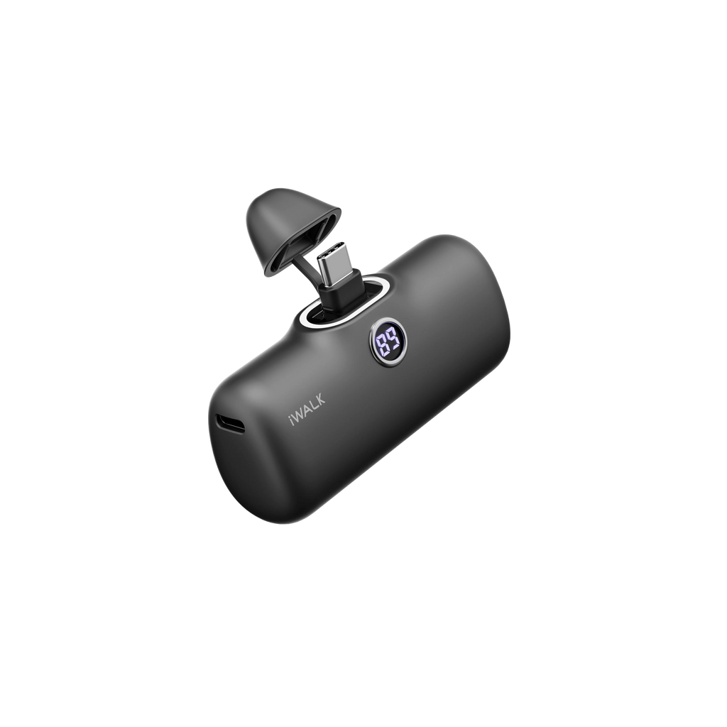 Capsule Pocket Mini Power Bank Portable 4800Mah Fast Charging Power Bank Digital Display Suitable for Iphone Lightning